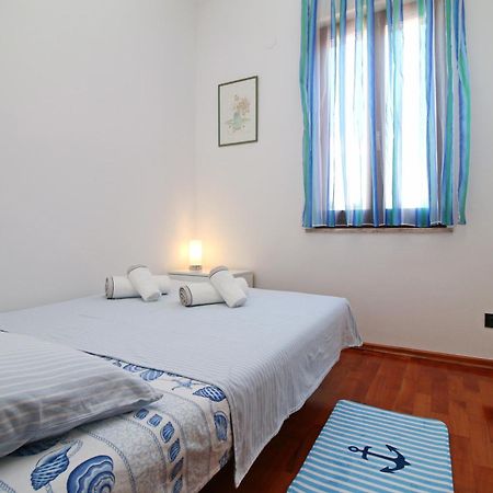 Polo Apartments Ровинь Экстерьер фото