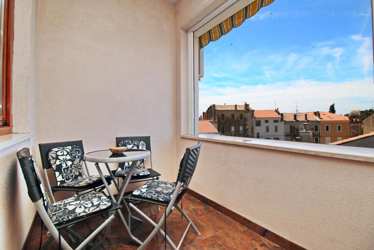 Polo Apartments Ровинь Экстерьер фото